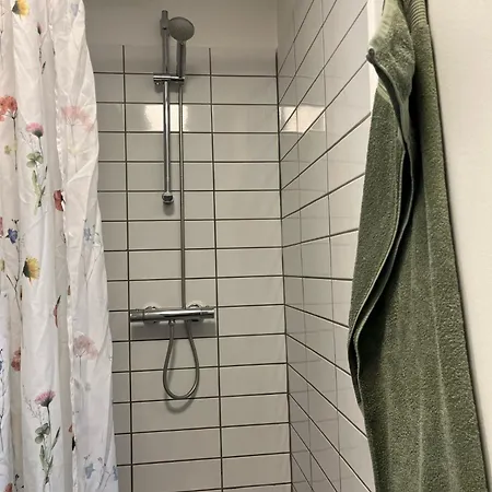 C Apartment *